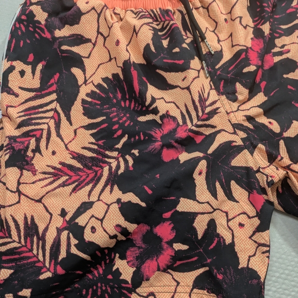 Sold - Picture 7 of 10